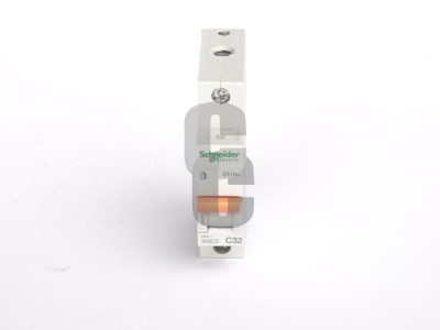 Автоматичен предпазител 32А                                                                                                                                                                                                                                                                                 